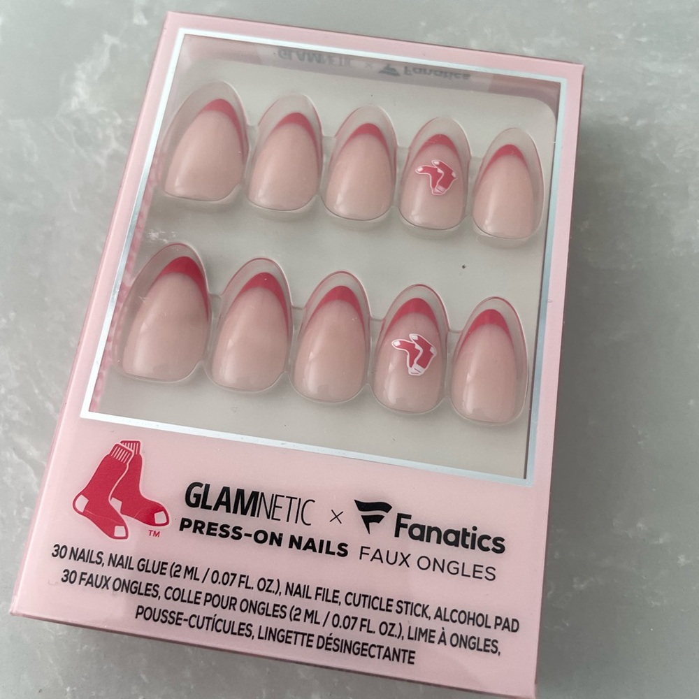 Glamnetic x Fanatics Boston Red Sox Press-On Nails